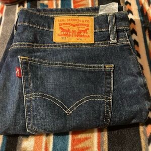 Selling Levi pants. New great condition